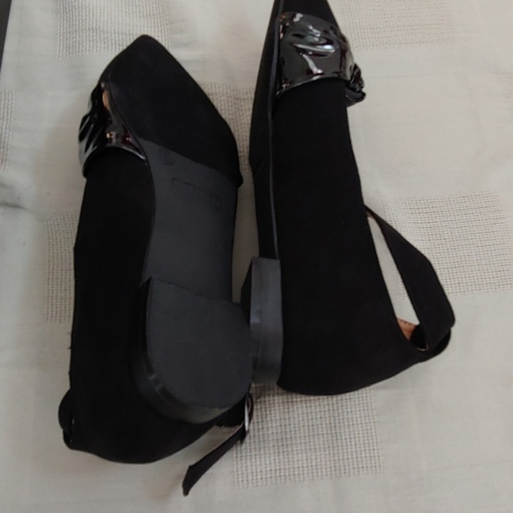 Metaphor Black Flats with Bow & Ankle Straps Size 8 - Picture 4 of 5